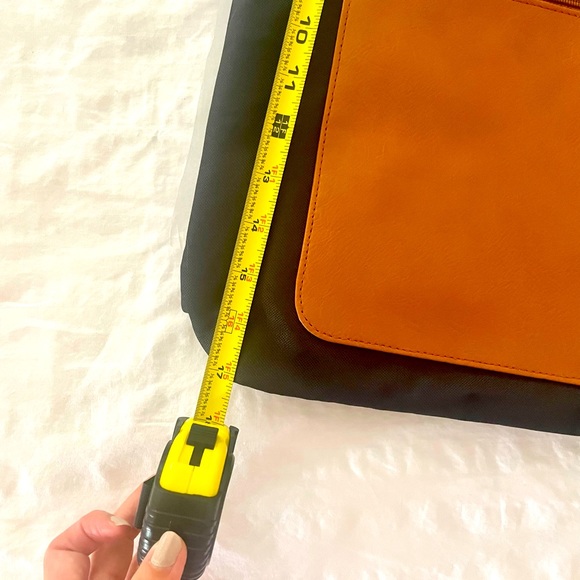 DSW fabric backpack - Picture 5 of 6